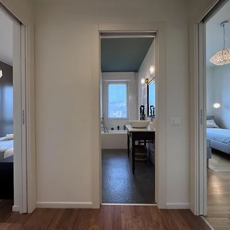 Design Big Bright Apartment Mailand