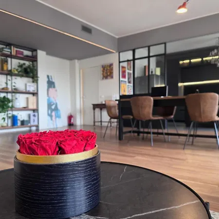 Design Big Bright Apartment *