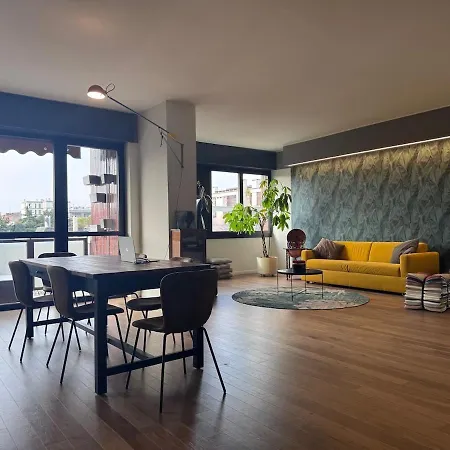 Design Big Bright Milan