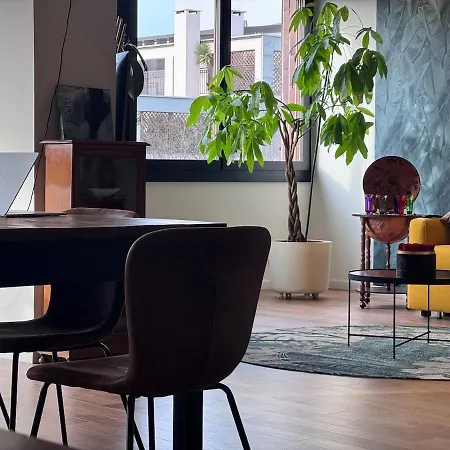 Design Big Bright Apartment Milan